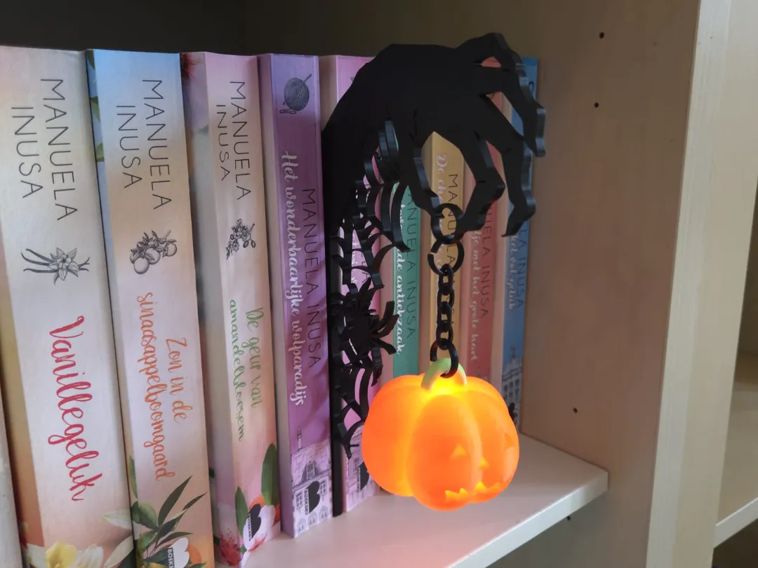 Halloween Library Bookshelf Pumkin With Stand
