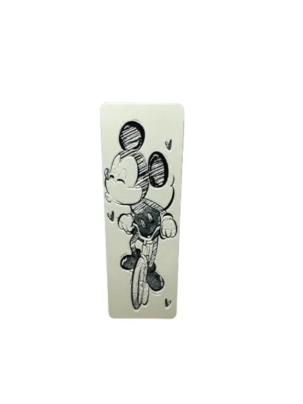 marcador mickey en bici
