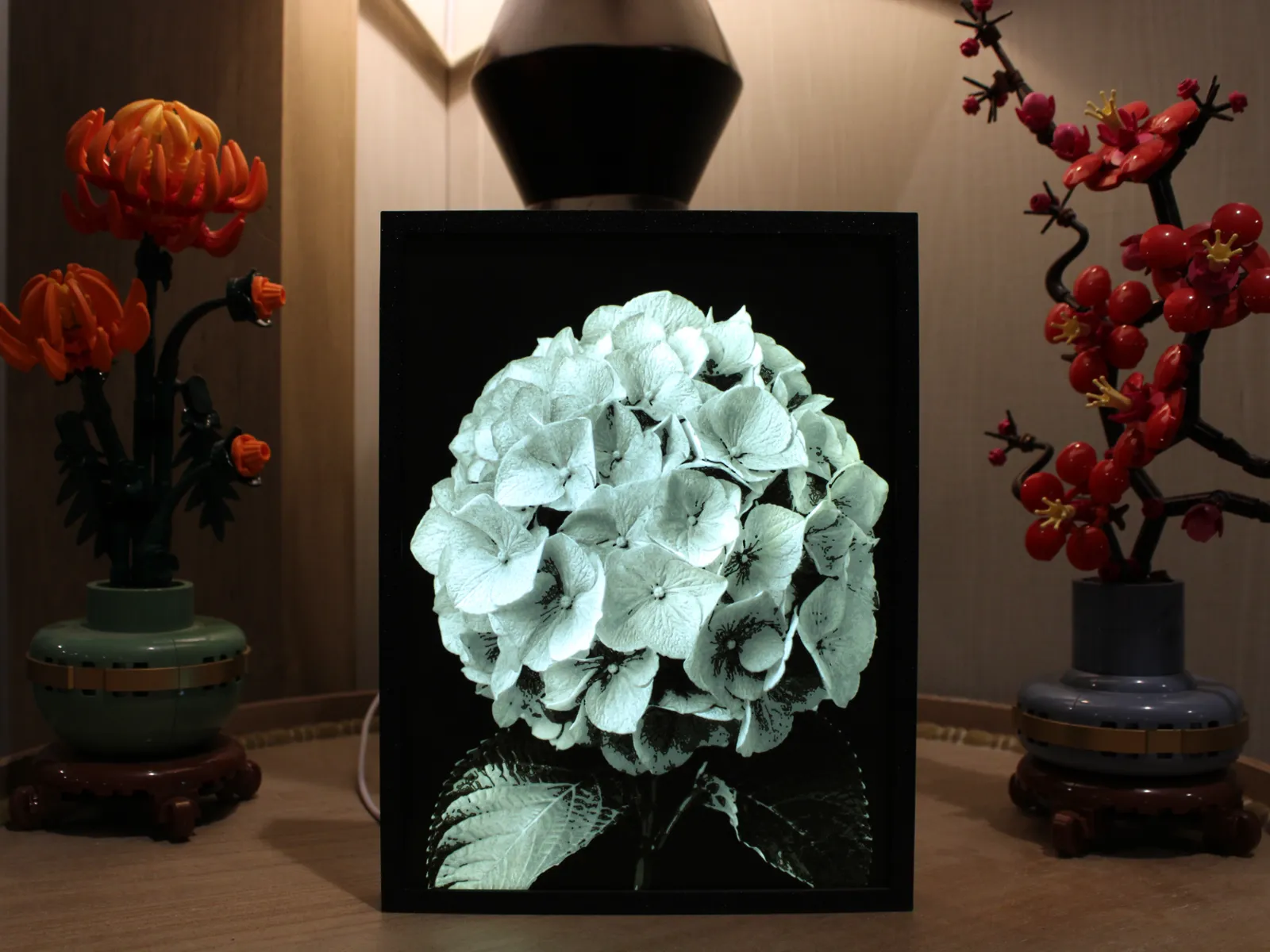Hueforge Lamp - Hydrangeas, Version B