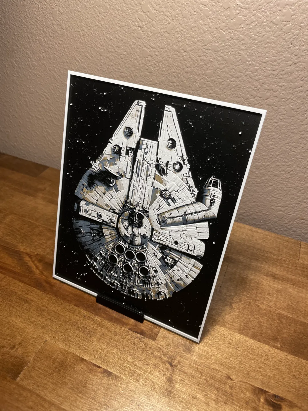 Star Wars - Millennium Falcon (better quality)