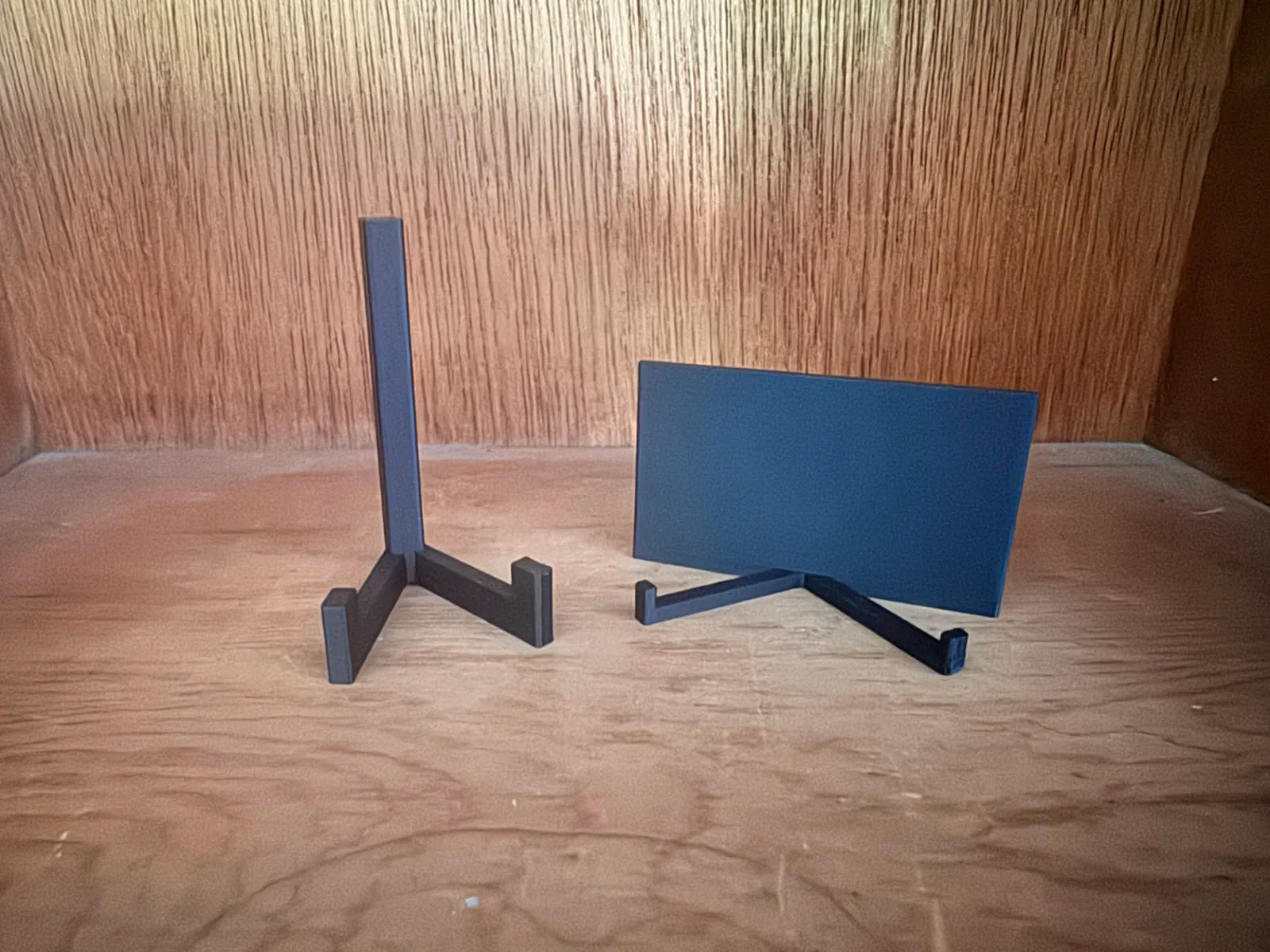 Simple Display Stand Parametric Fully Customizable