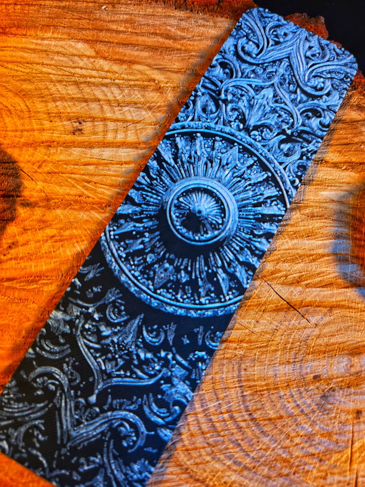 Ornametn 2 bookmark