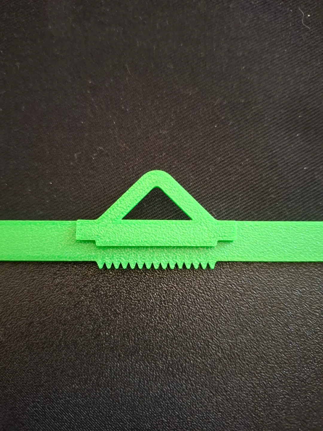 Customizable hueforge and picture frame (no glue!)