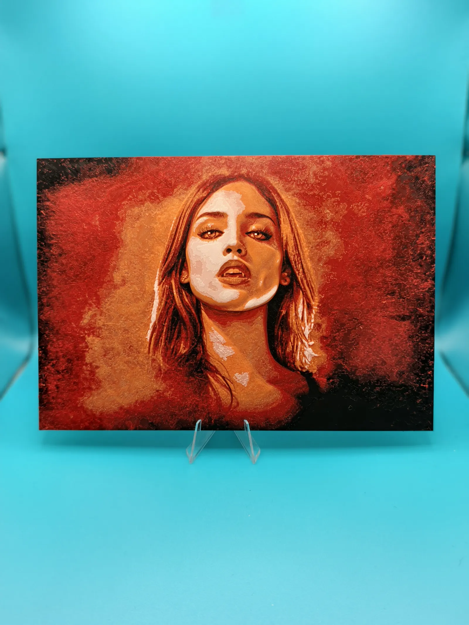 Eiza González (Santánico Pandemonium)