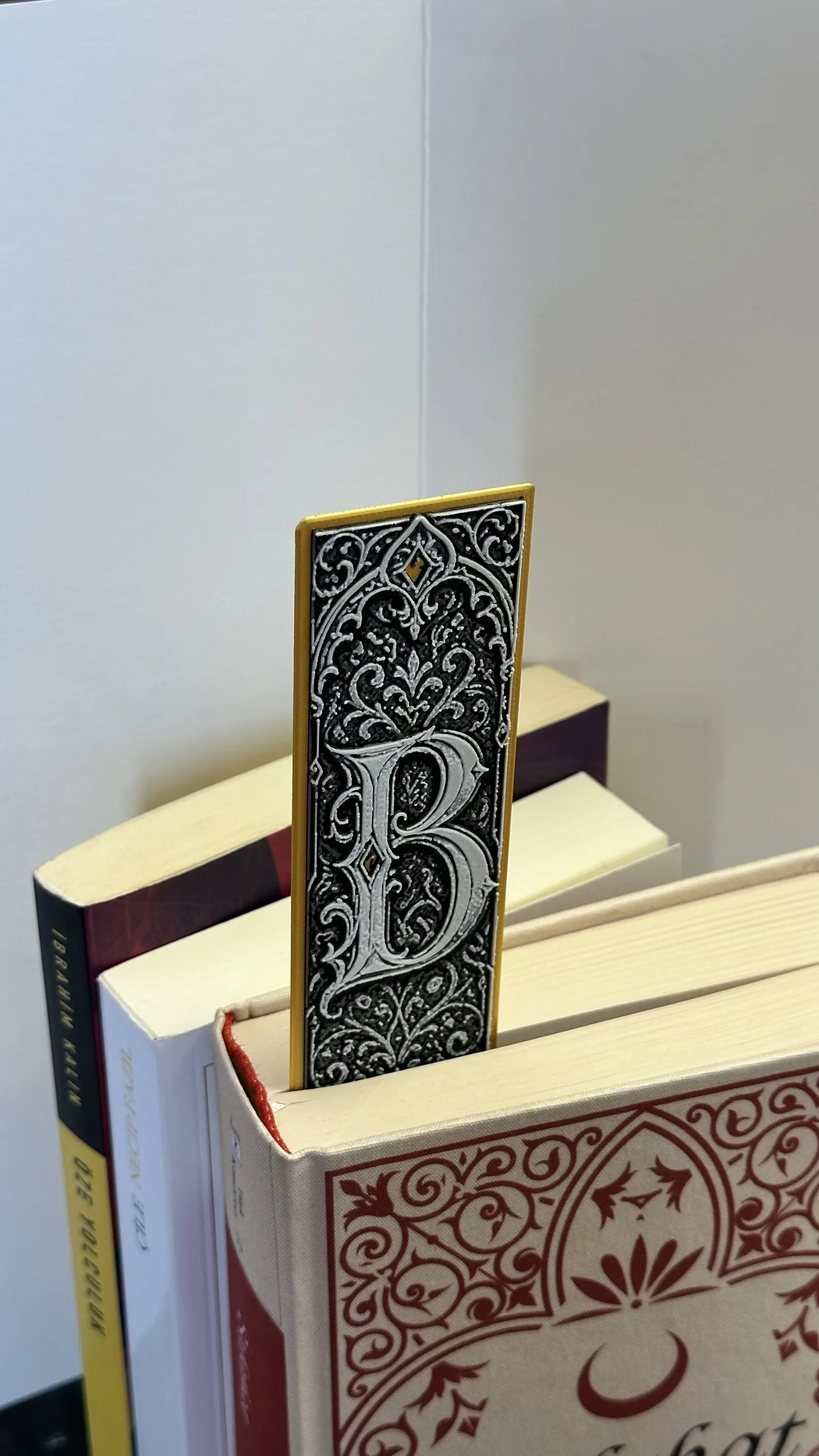 Gothic Letter B Bookmark - HueForge Alphabet