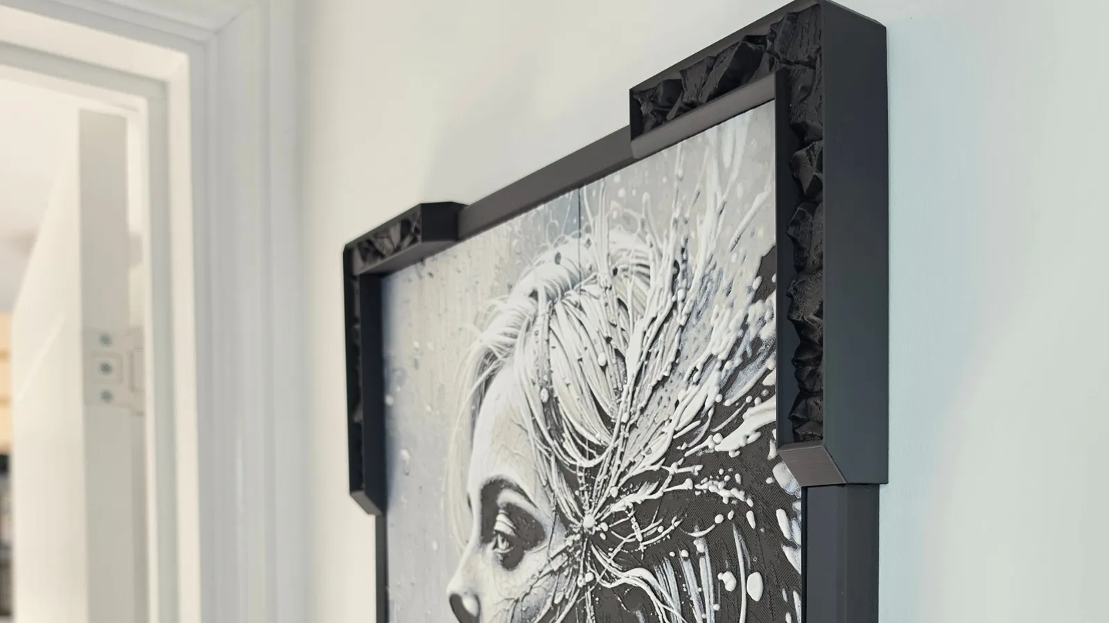 Peeling Woman | Single Panel HueForge
