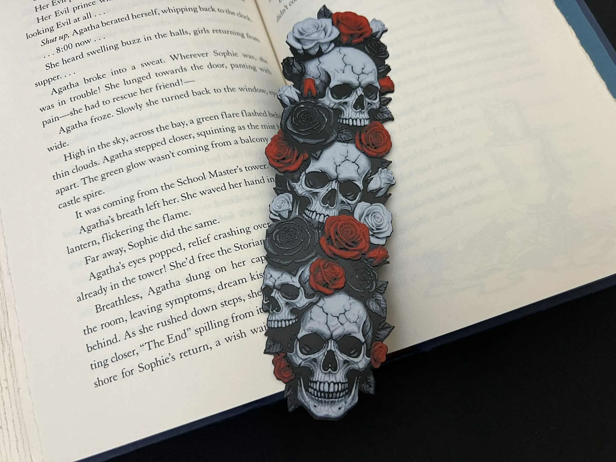 Skulls x 3 Roses Bookmark