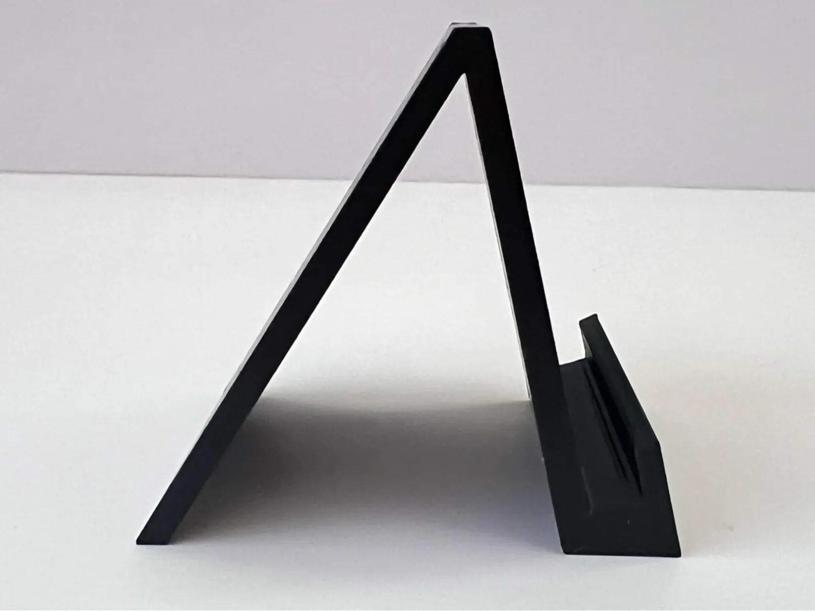 Minimalist HueForge and Picture Display Stand V2