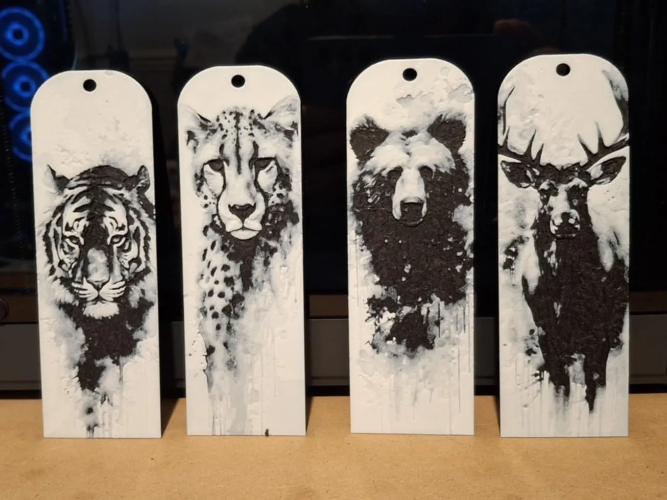 Set of 4 animal bookmarks V2