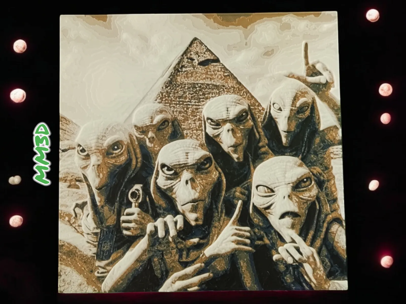 Rare Alien Selfie Hueforge