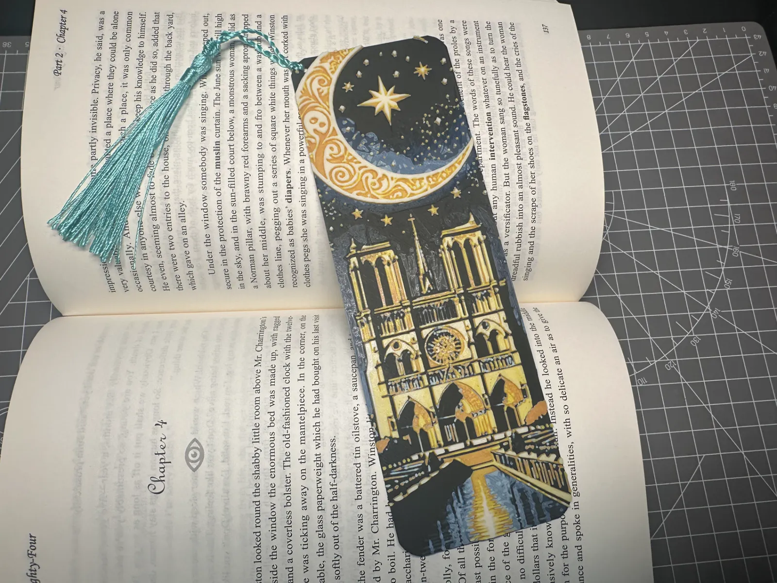 BookMark_NotreDame_Hueforge