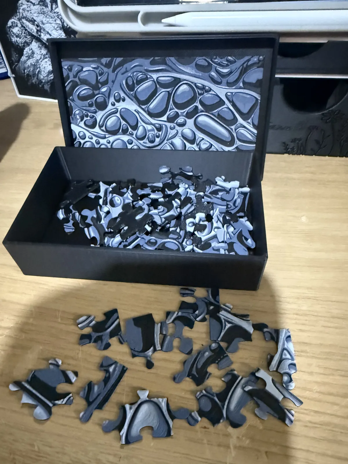hue forge puzzle Bio Mech design +HF+ Pic plate
