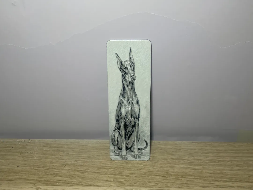 marcapáginas doberman