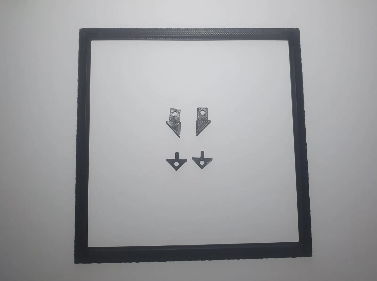 Frames & Stand To Fit - Hue forge - Chroma - Litho