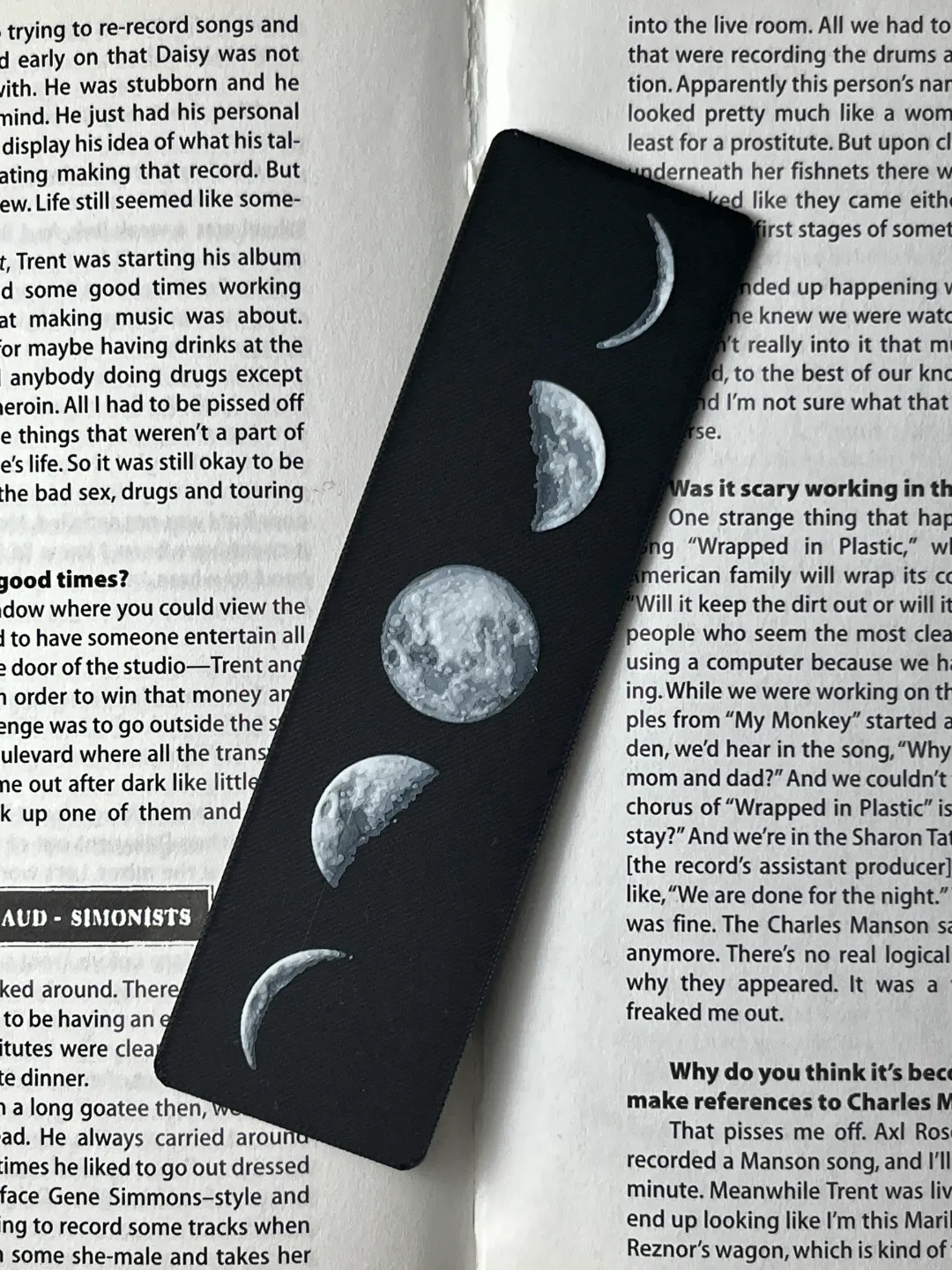 Moon phase bookmarks - only 2 colours