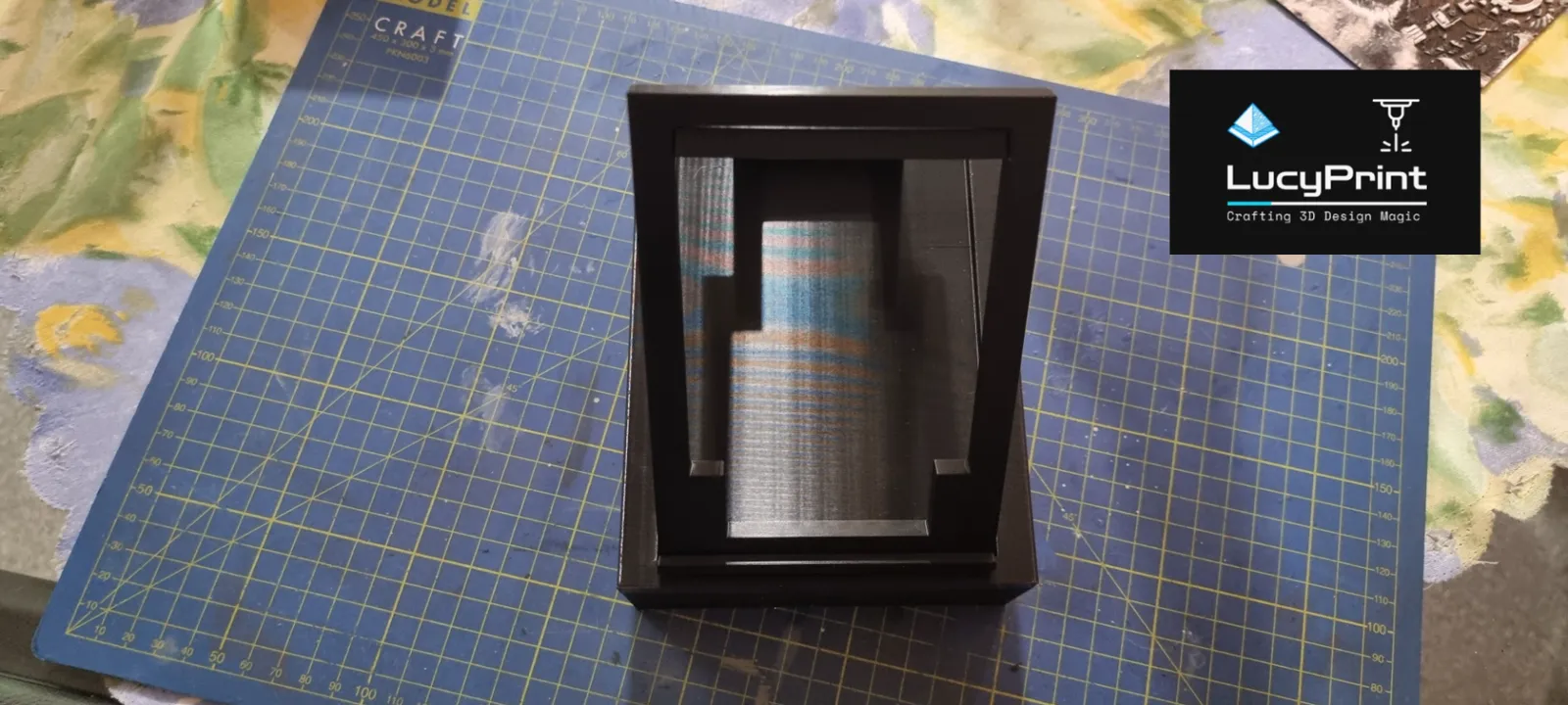 HueForge Box with stand