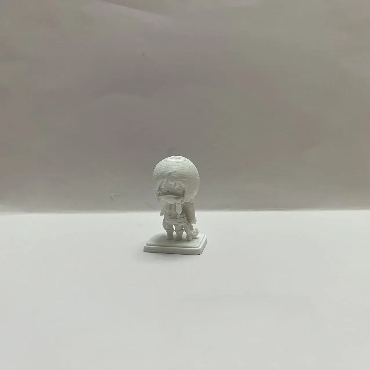 捂脸三笠-进击的巨人动漫周边手办摆件-儿童涂色玩具公仔