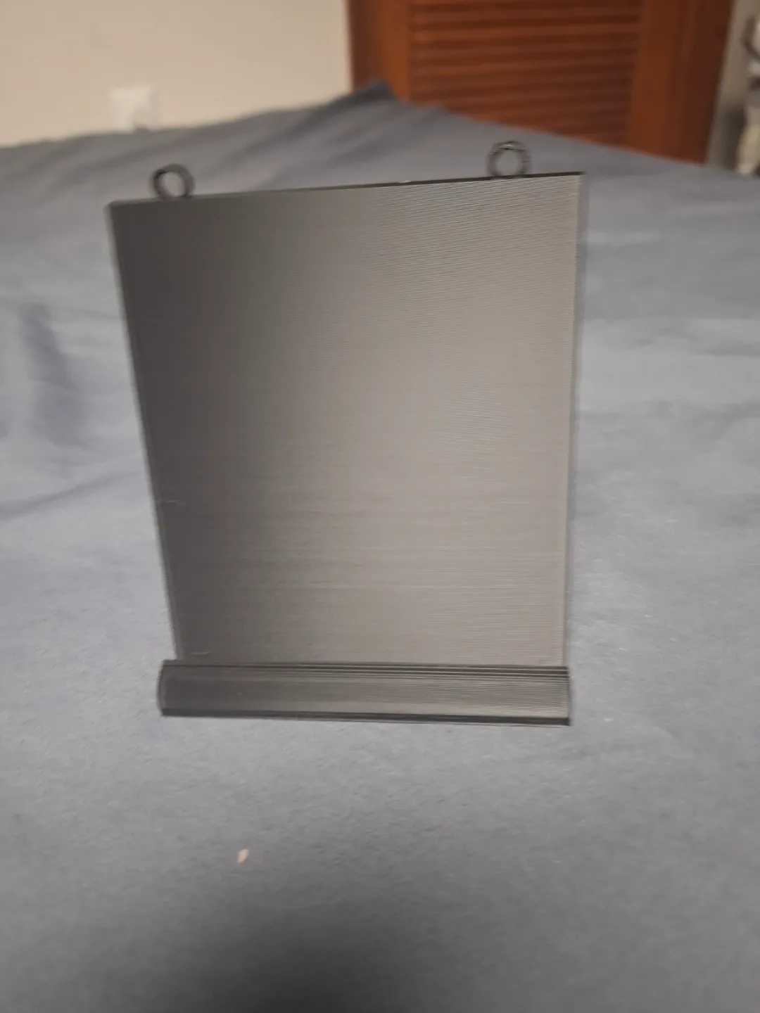 Wall mount Hue Forge Stand