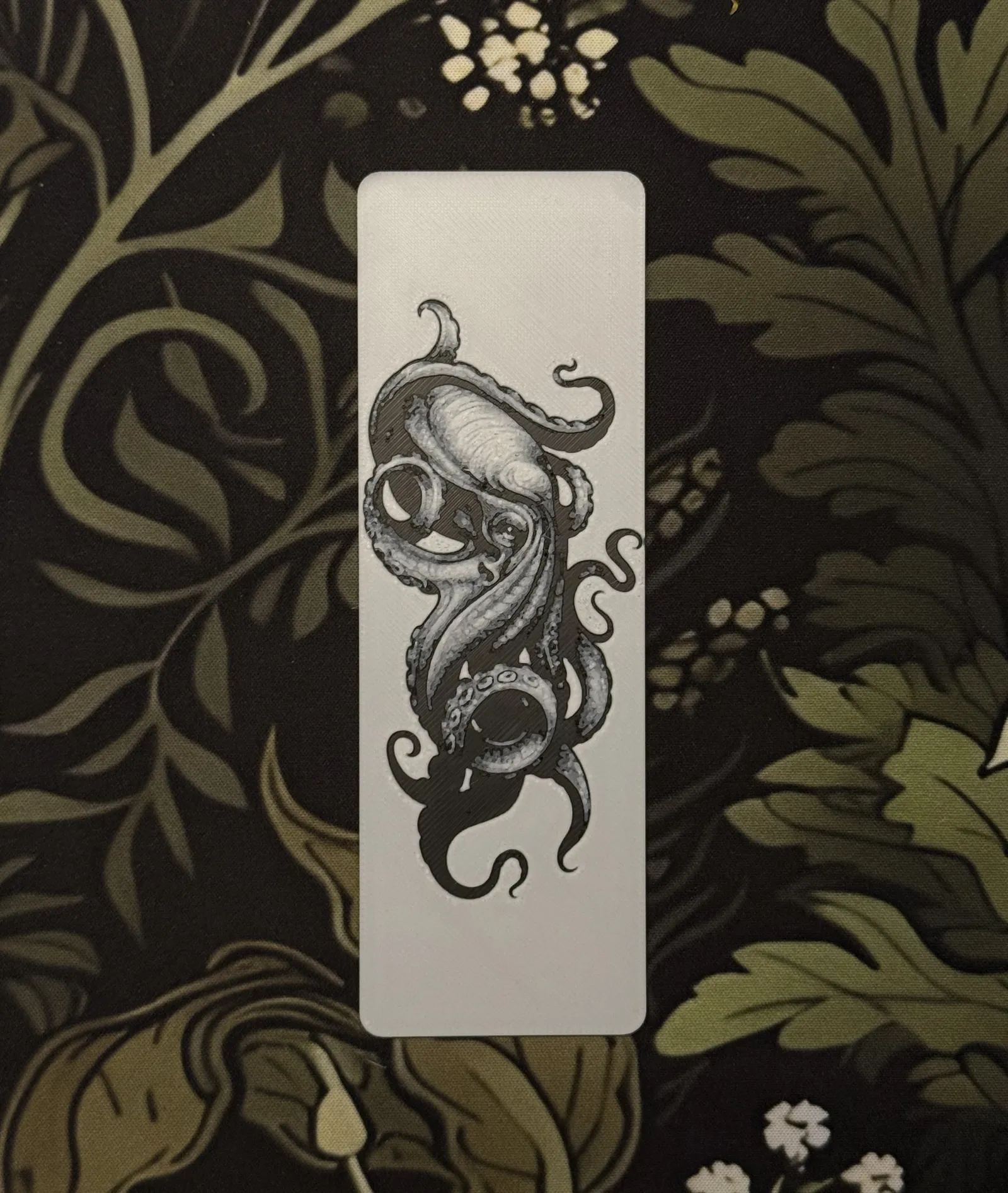 A marine bookmark: Octopus