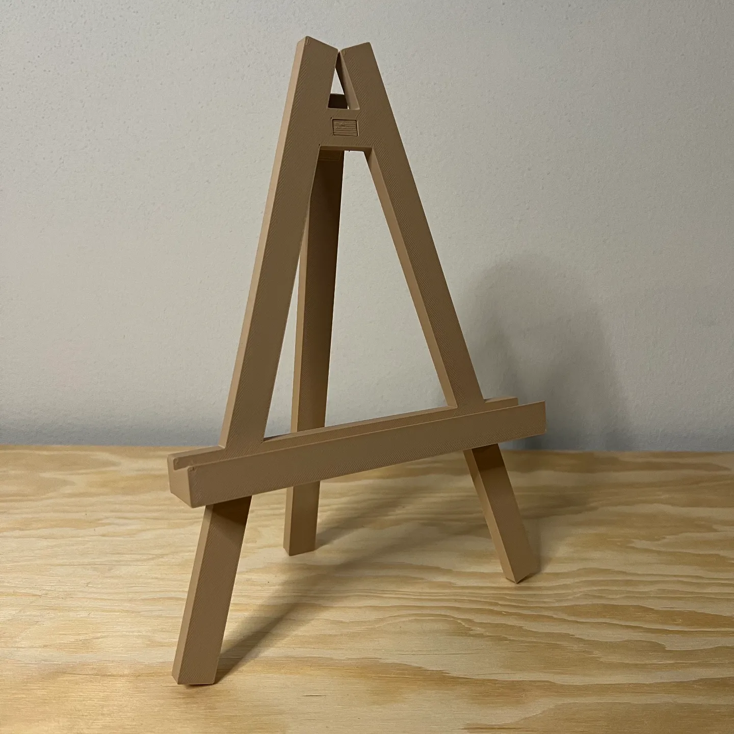 Painting easel stand for HueForge/photo/devices