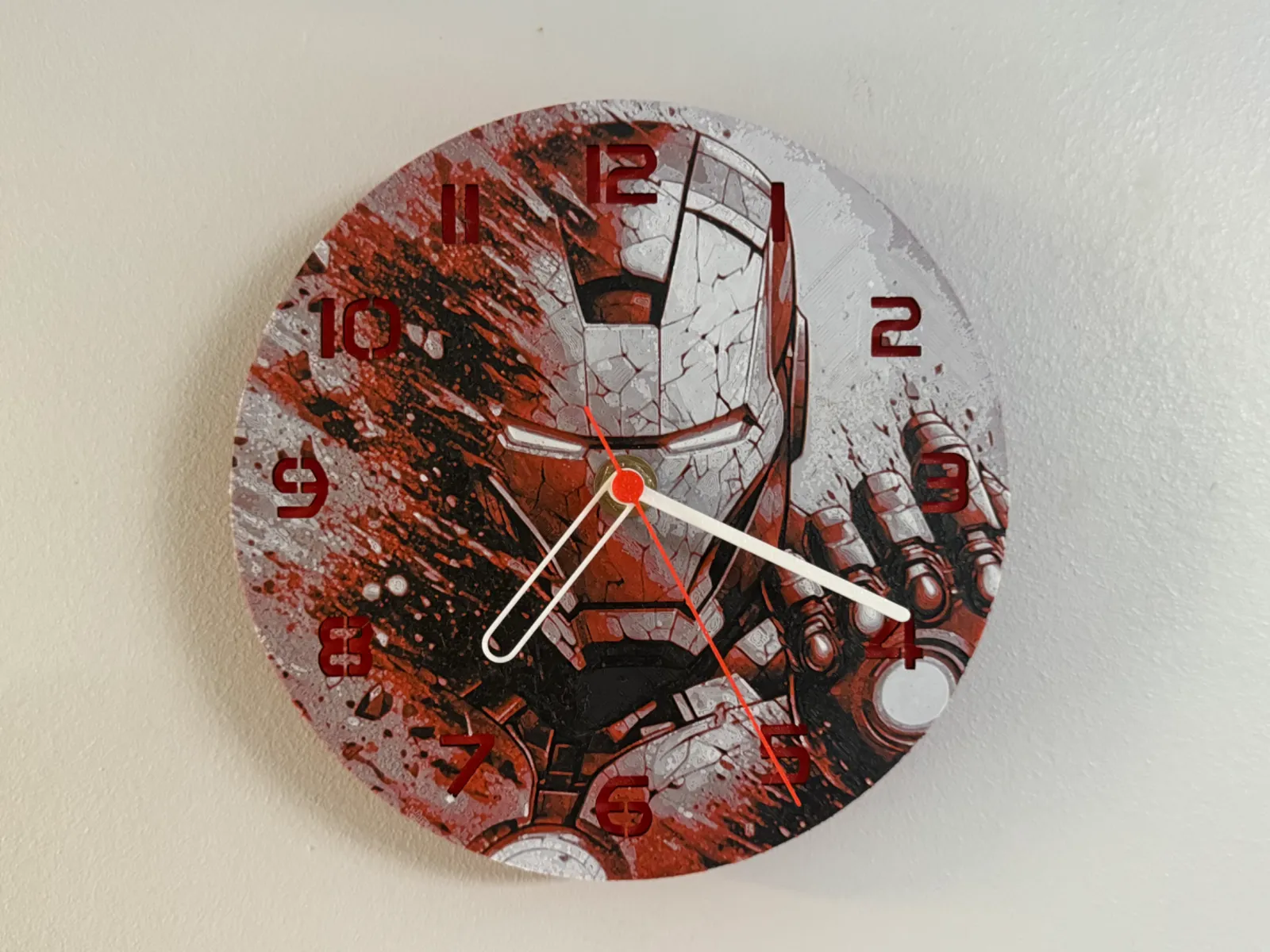 Wall Clock / Wanduhr Iron Man Hueforge Art