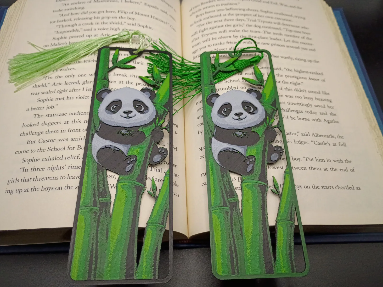 Panda V2, Framed Cutout Bookmark