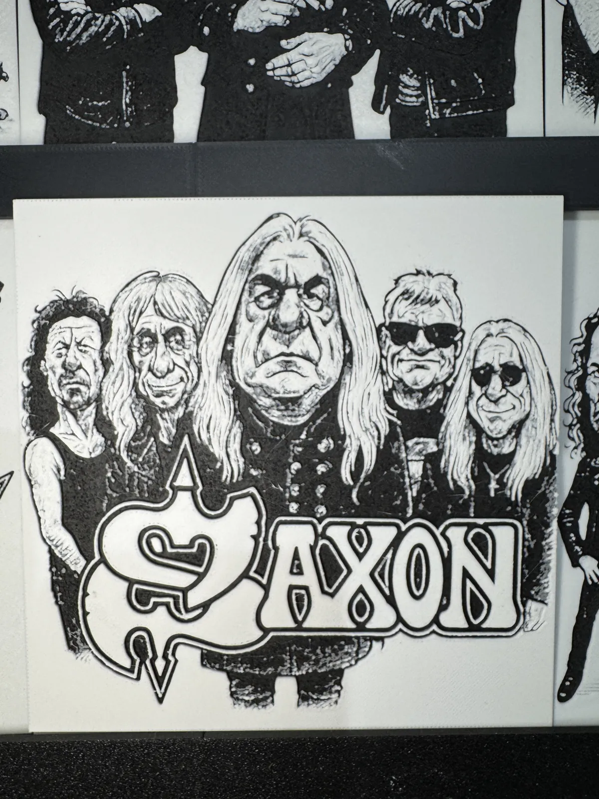 Saxon Karikatur Hue Forge