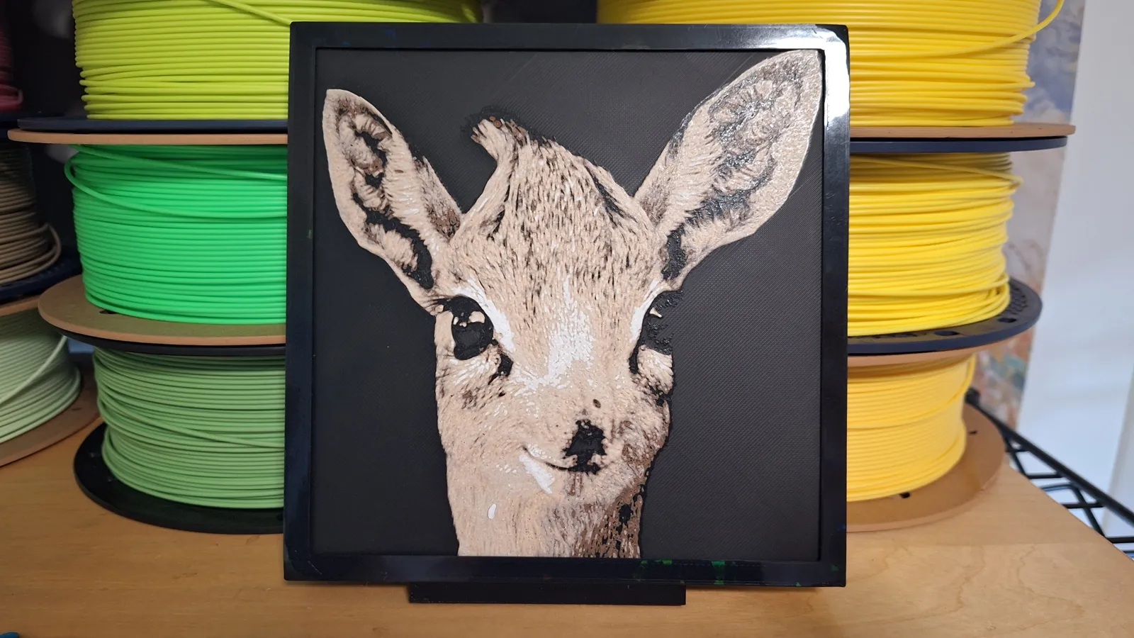 Smiley Deer - Hueforge