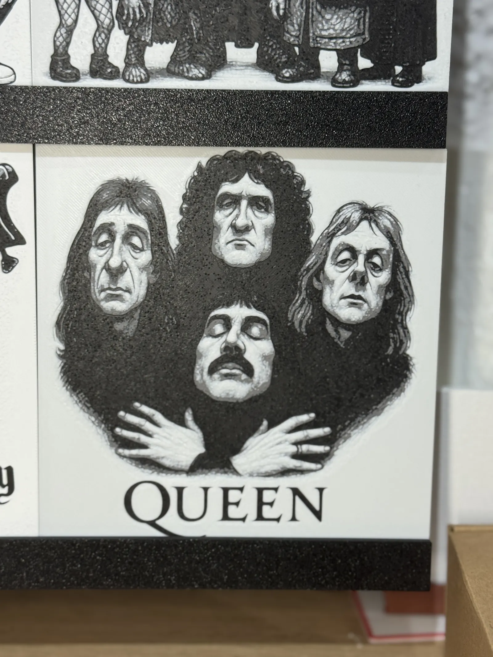 Hue Forge Karikatur Queen