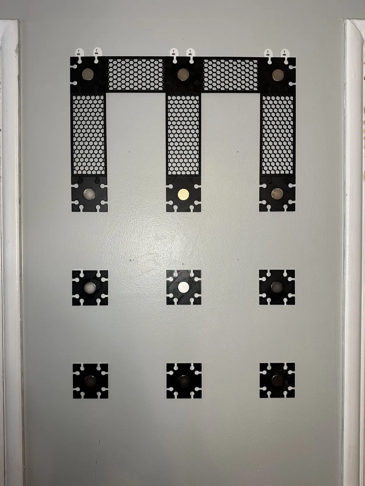 Modular Magnetic Frame System for Hueforge Art