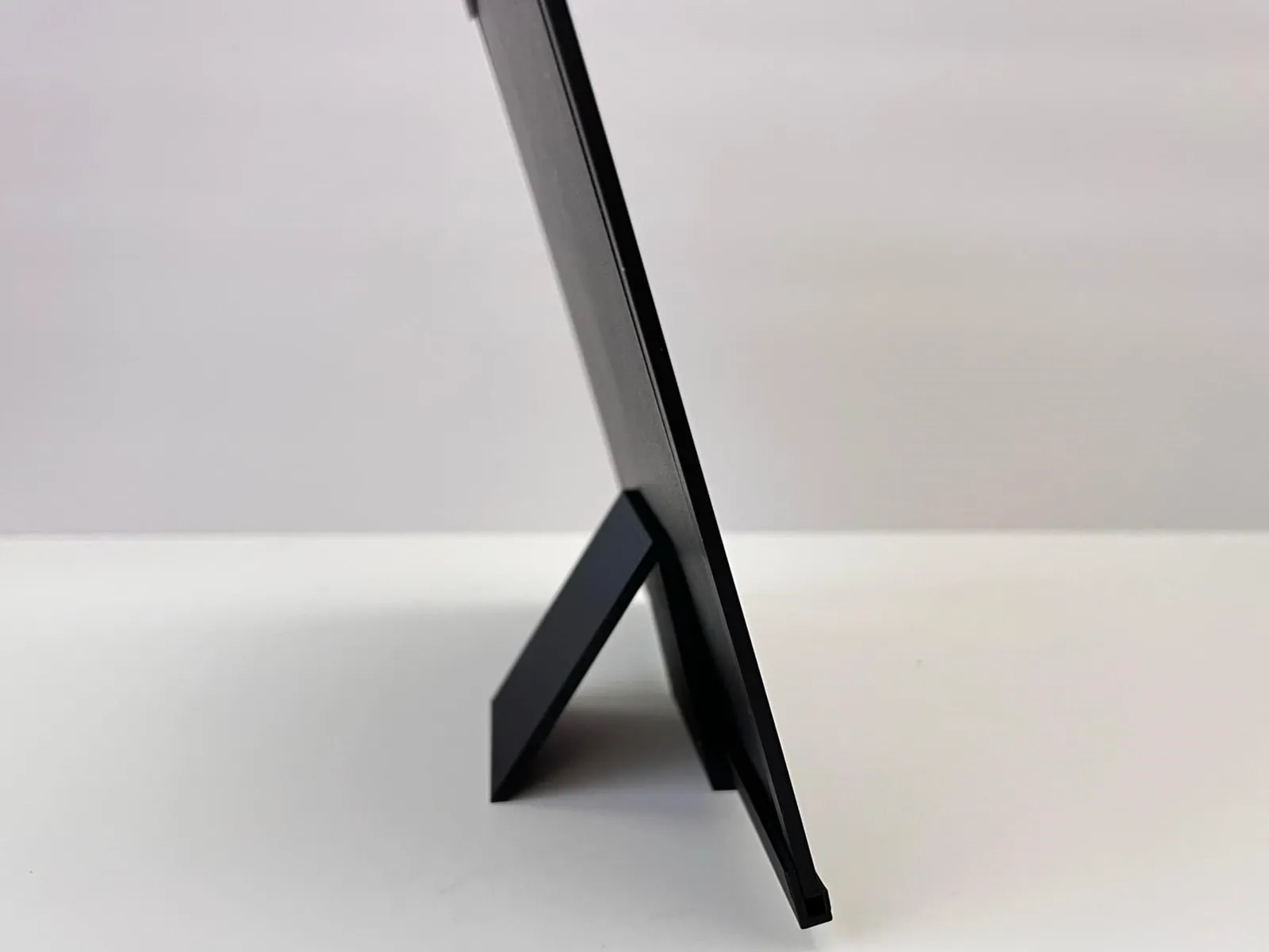 Minimalist HueForge and Picture Display Stand V2