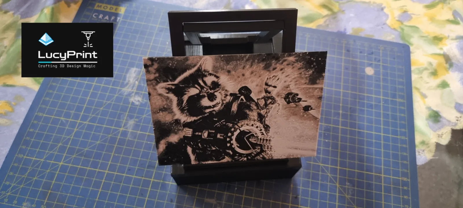 HueForge Box with stand