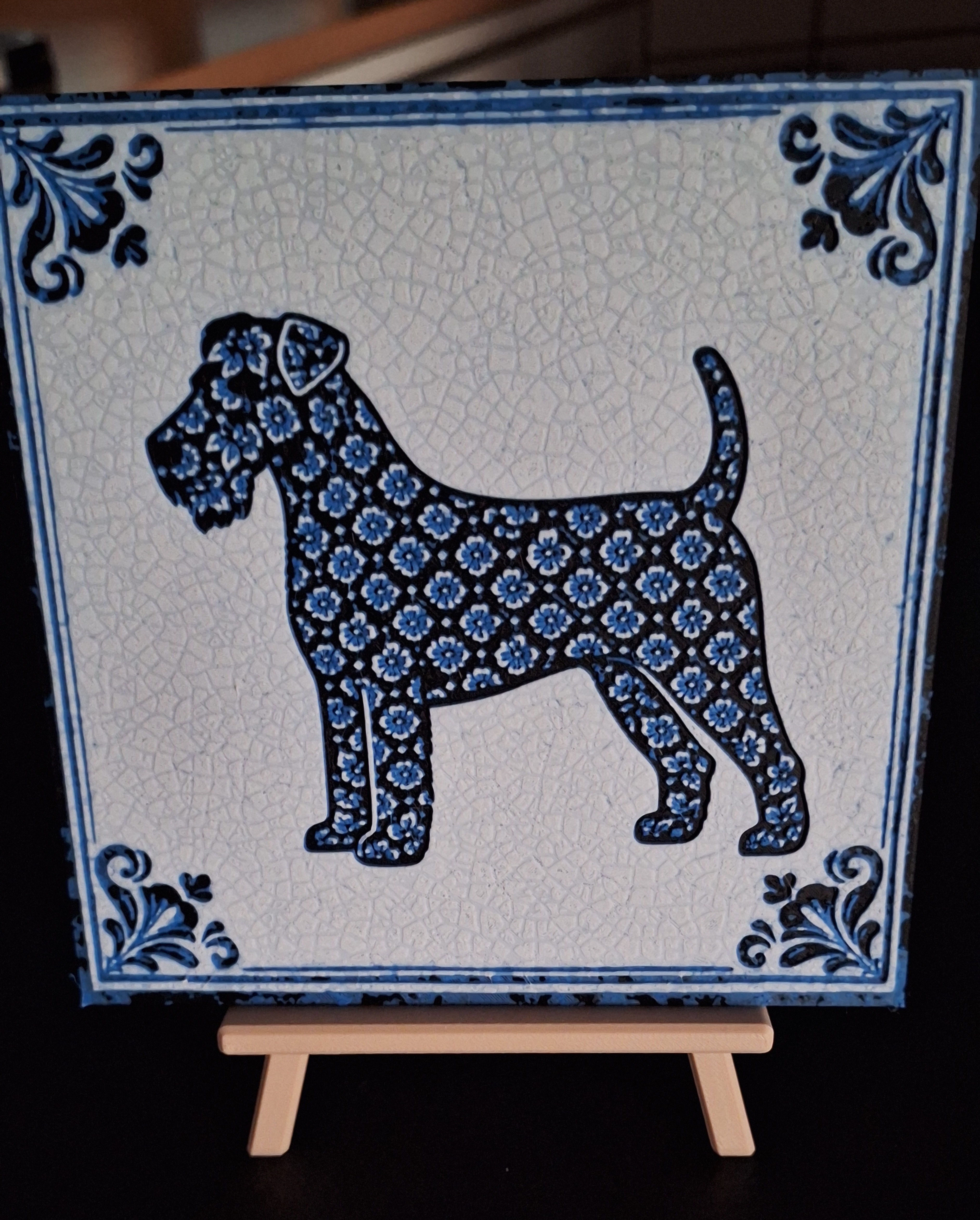 Airedale Terrier auf Delfter Kachel