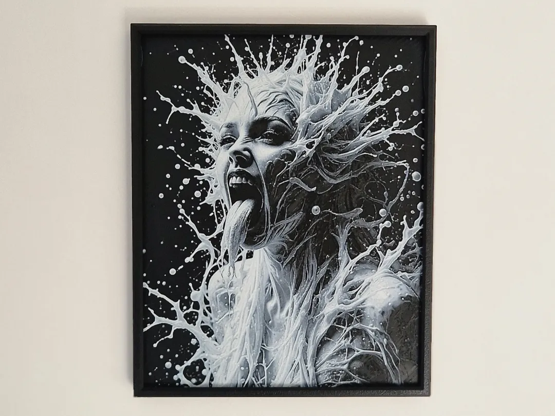 Vampire Woman Splash Effect HUEFORGE