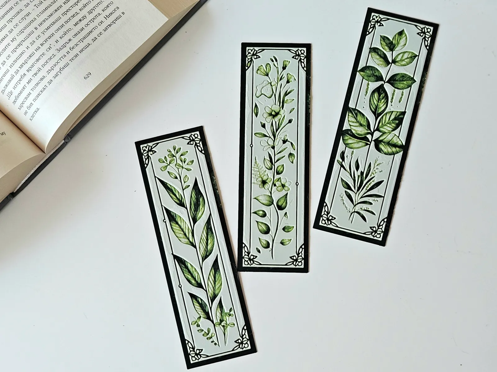 "Floral Elegance" - Bookmarks Set