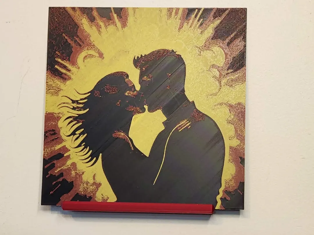 Hueforge - Fiery Passionate Lovers Kiss