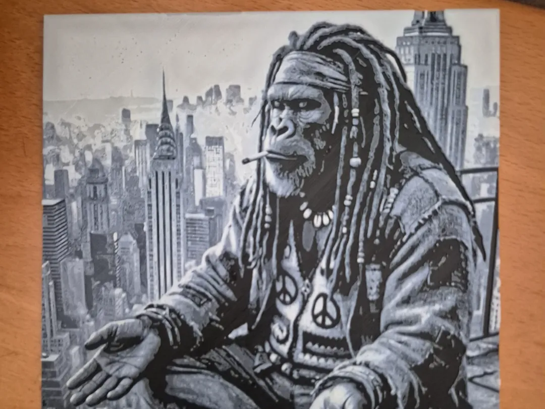 rasta monkey meditating