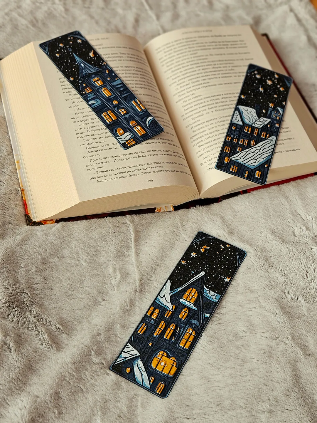 Winter Glow - Cozy Christmas Bookmarks Set
