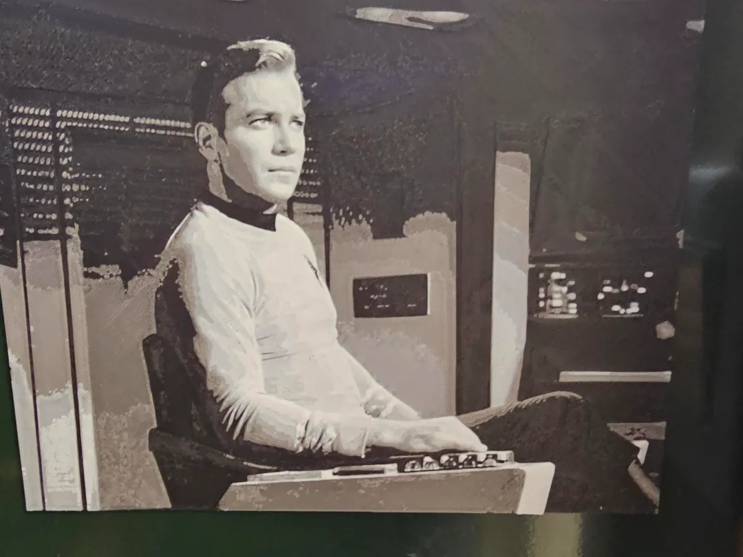 Captain Kirk likeness - Hue Forge 200 x 160