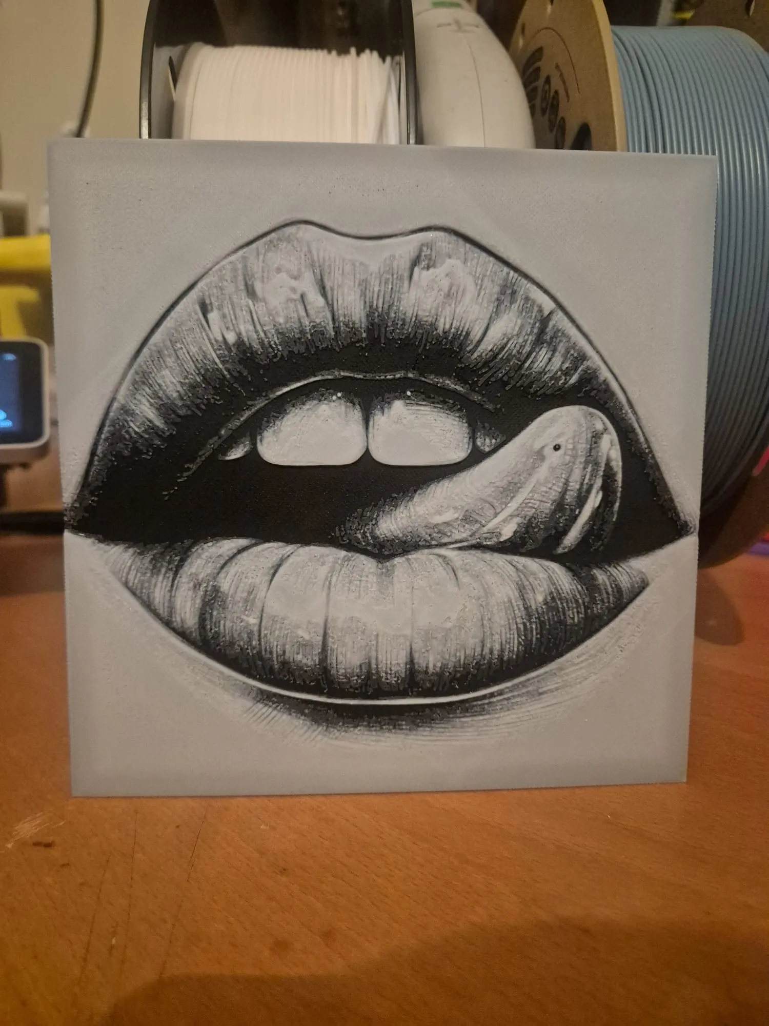 them lips hueforge