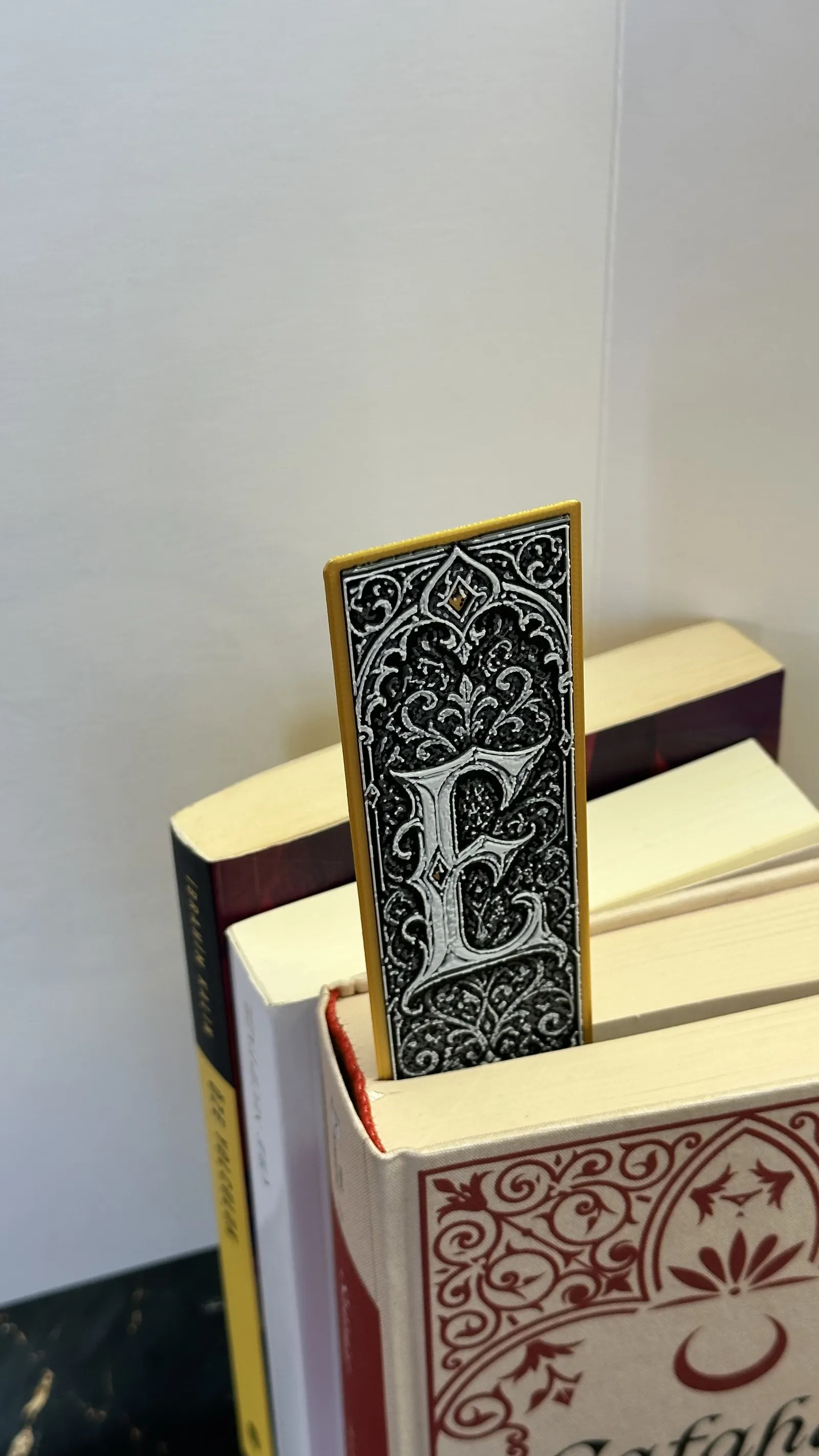 Gothic Letter E Bookmark - HueForge Alphabet