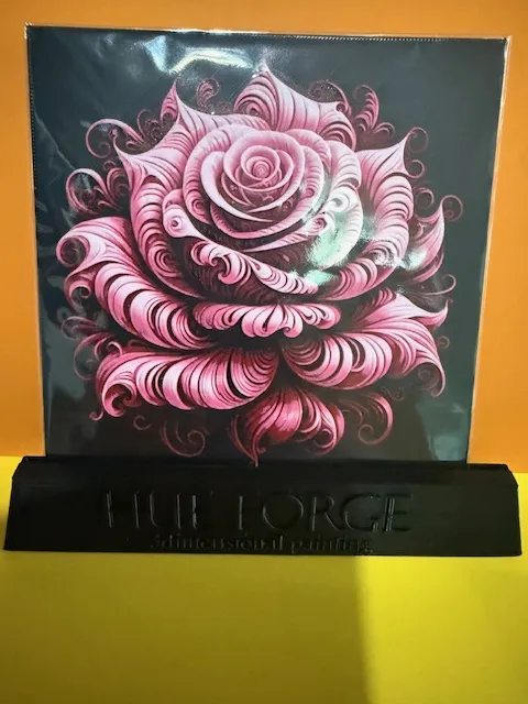 Hue Forge Stand