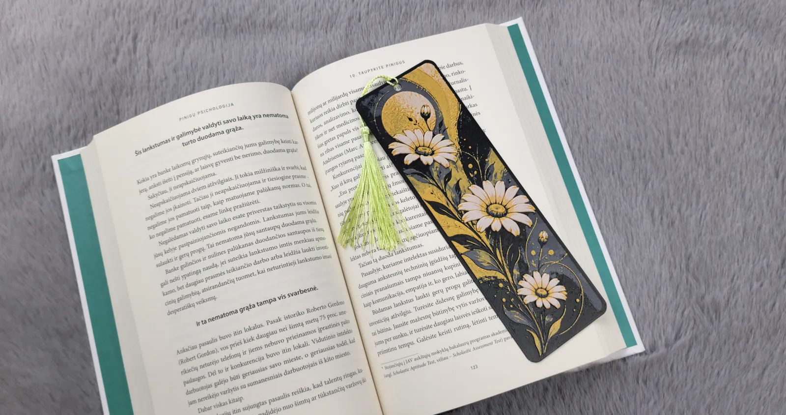 Golden Daisy Garden Bookmark