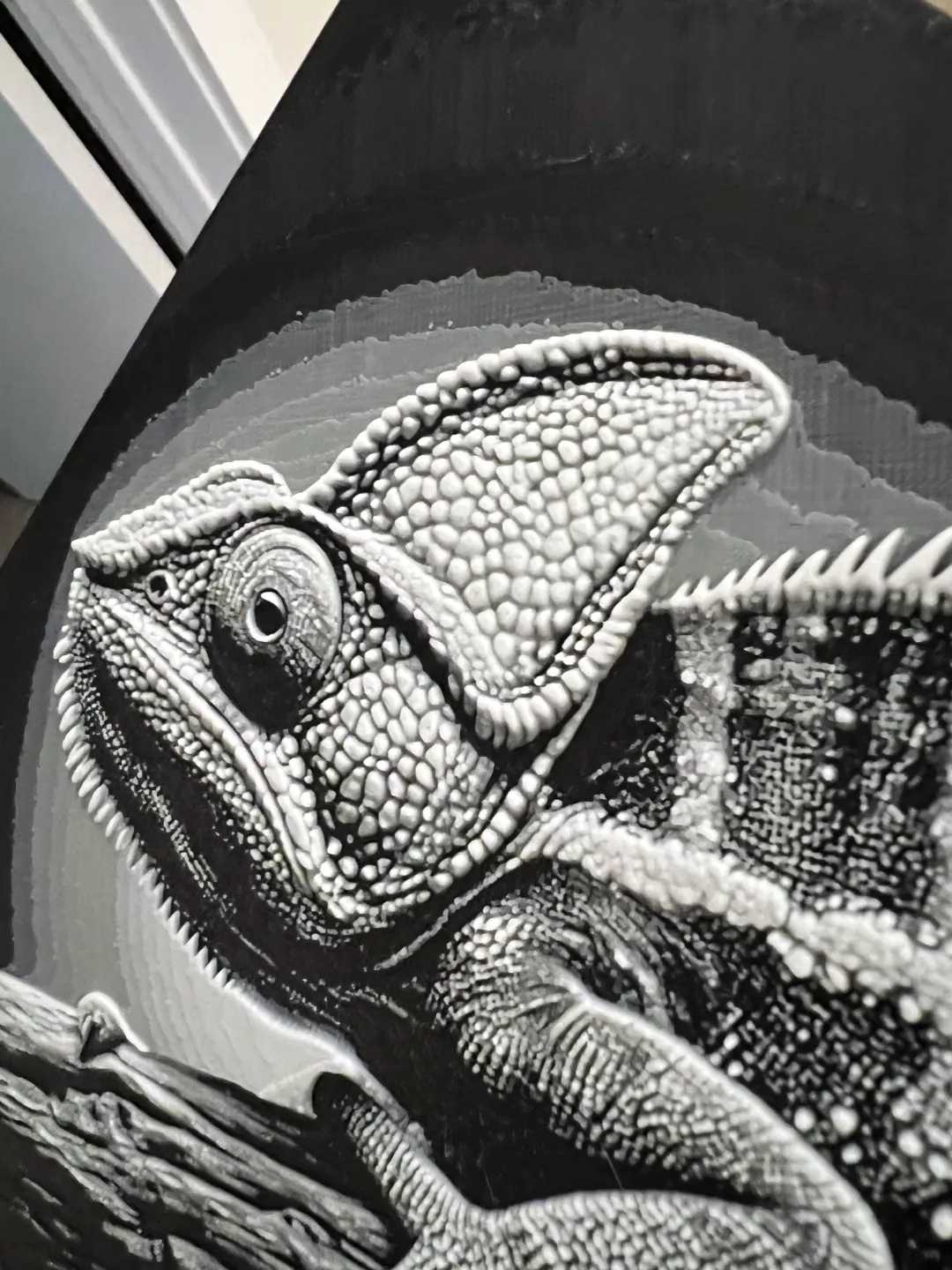 Chameleon Grayscale Art Hueforge