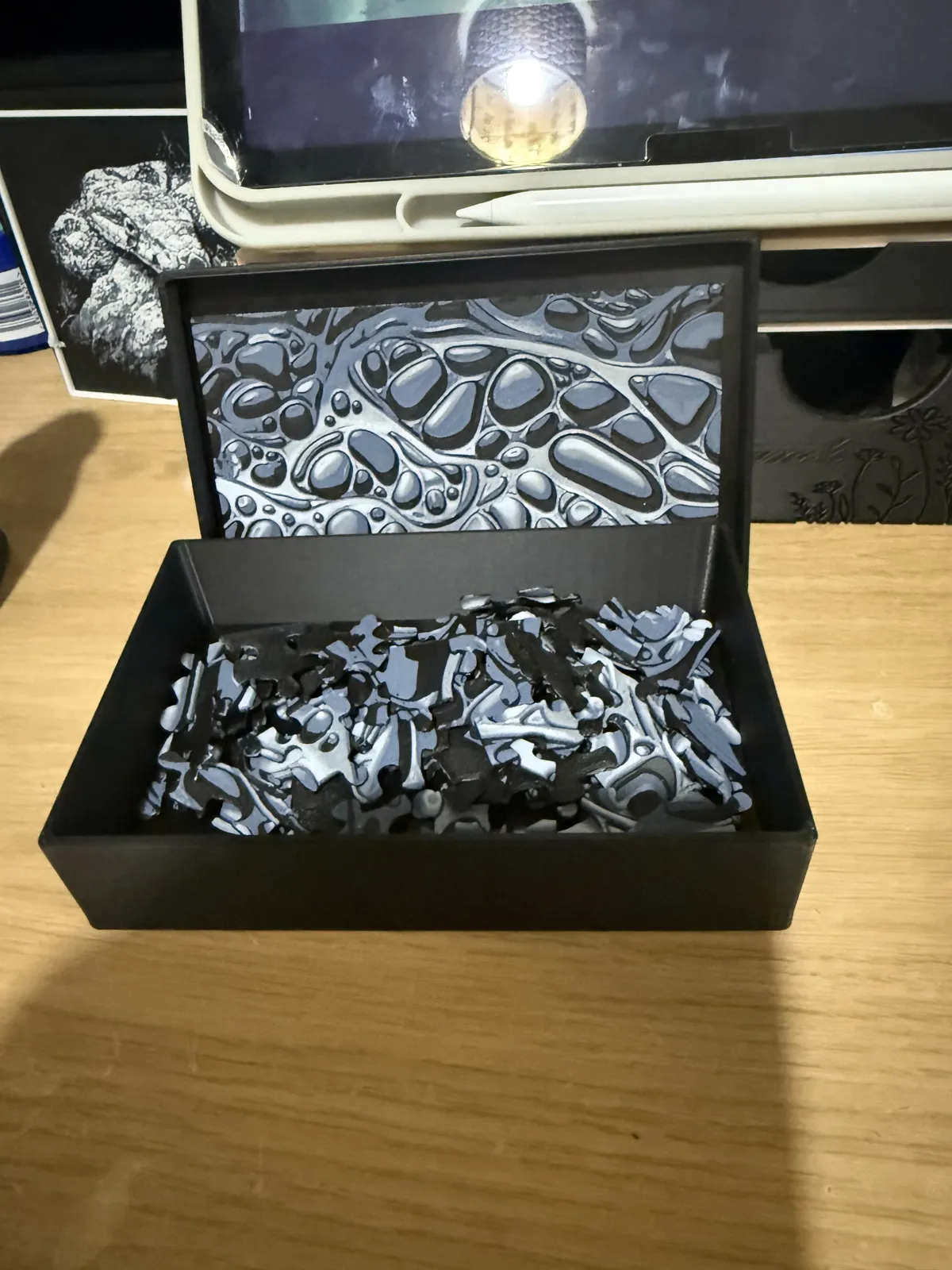 hue forge puzzle Bio Mech design +HF+ Pic plate