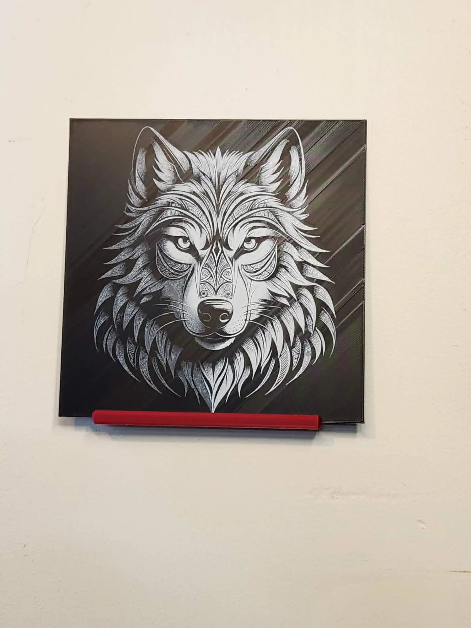 Hueforge - Detailed Ornate Wolf Head