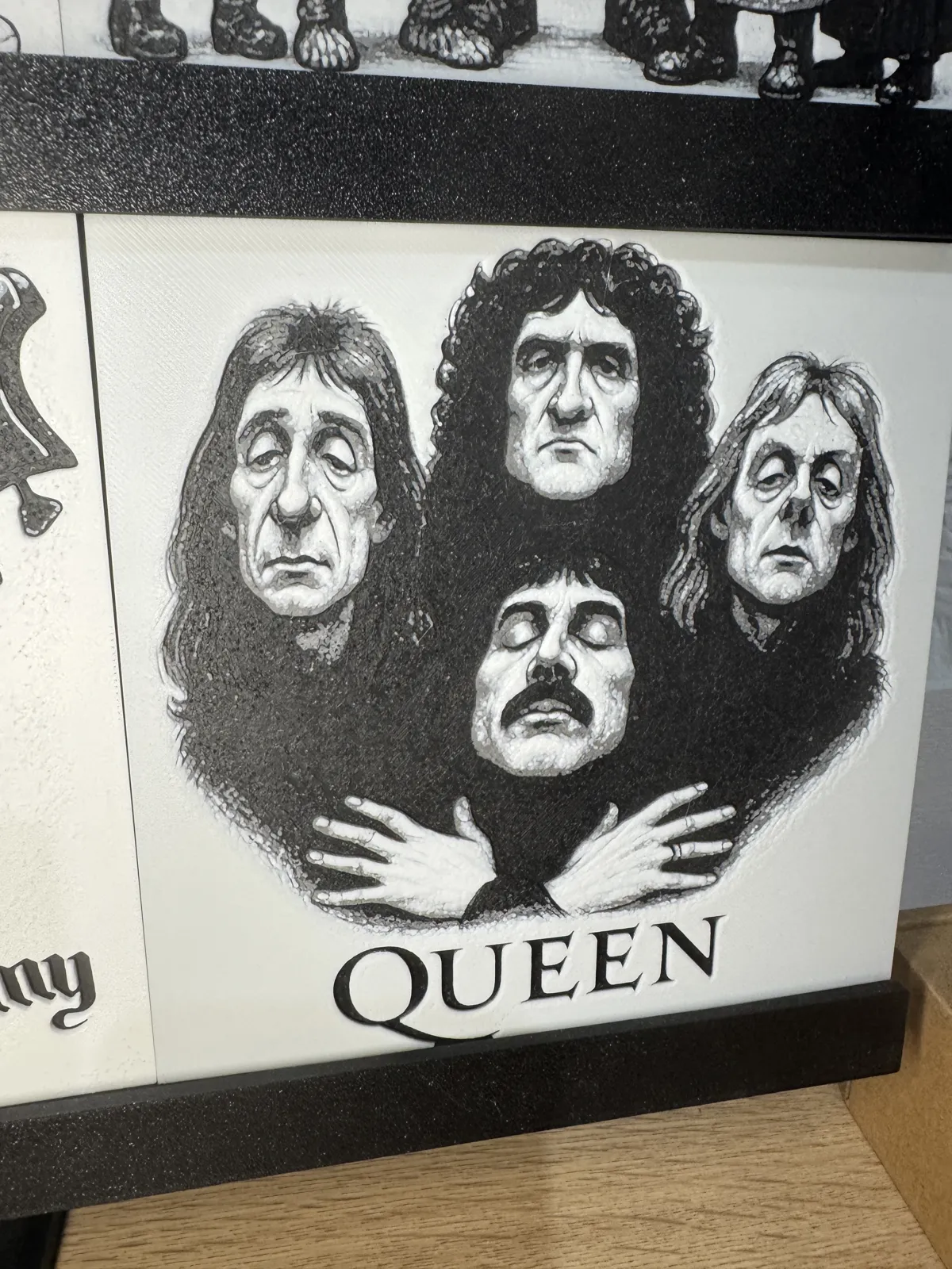 Hue Forge Karikatur Queen