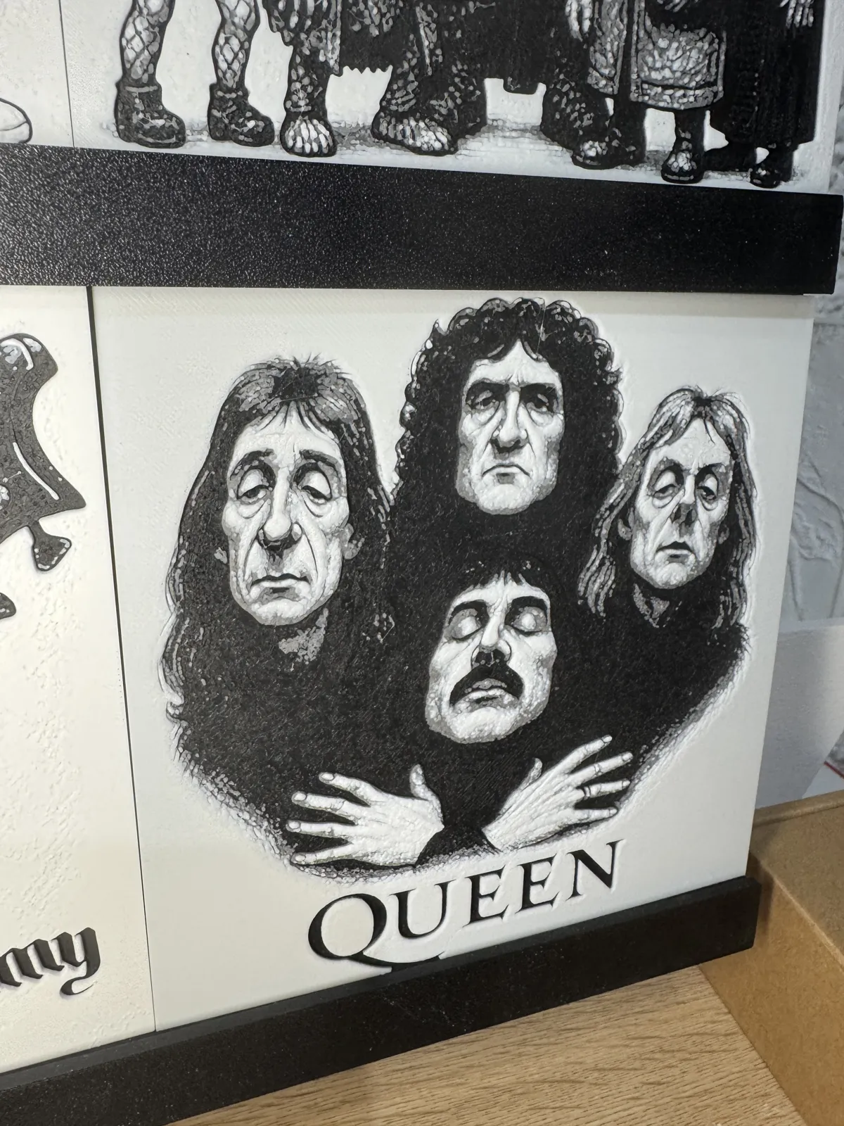 Hue Forge Karikatur Queen