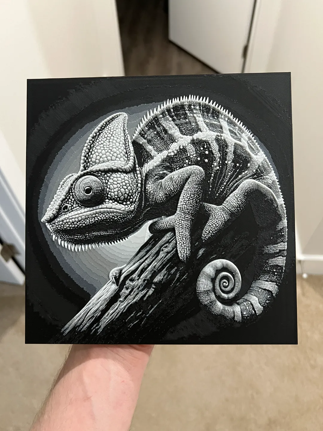 Chameleon Grayscale Art Hueforge