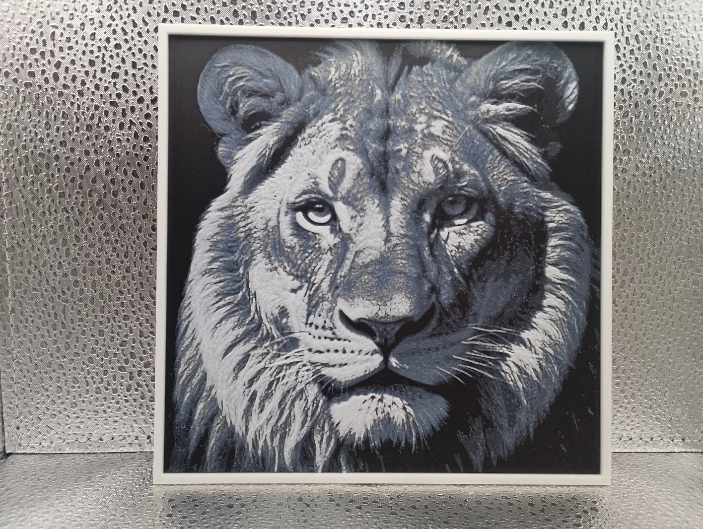 Lion – Hueforge